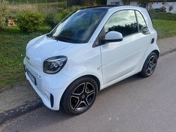 Weiß Gebraucht 2023 Smart ForTwo Electric Drive Coupé | 16.000 € (Teuer)