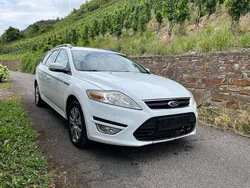 Weiß Gebraucht 2010 Ford Mondeo Kombi | 2.100 € (Teuer)