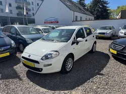 Colore esterno (bianco divino) Gebraucht 2016 Fiat Punto Mystyle Kleinwagen | 6.990 € (Etwas zu teuer)
