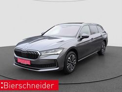 Grau Neu 2025 Skoda Superb Selection Kombi | 48.990 € (Fairer Preis)