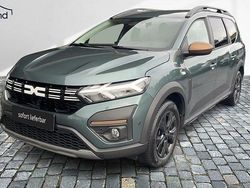 Grün Gebraucht 2024 Dacia Jogger Extreme Limousine | 18.970 € (Fairer Preis)