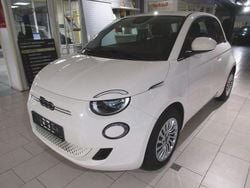 Weiß Gebraucht 2022 Fiat 500e Action | 12.950 € (Fairer Preis)