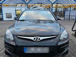 Schwarz Gebraucht 2012 Hyundai i30 Kombi | 2.050 € (Fairer Preis)