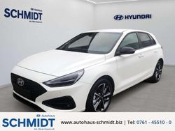Weiss Gebraucht 2024 Hyundai i30 Advantage Limousine | 23.990 € (Guter Preis)