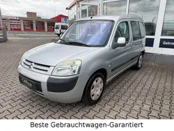 Grau Gebraucht 2004 Citroën Berlingo Van / Kleinbus | 3.990 € (Fairer Preis)