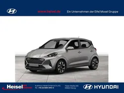 Lumen grey / mic Gebraucht 2024 Hyundai i10 Trend Kleinwagen | 16.680 € (Fairer Preis)