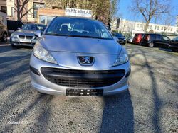 Silber Gebraucht 2008 Peugeot 207 Filou Limousine | 2.600 € (Etwas zu teuer)