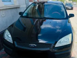 Schwarz Gebraucht 2006 Ford Focus Limousine | 1.500 €