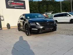Schwarz Gebraucht 2018 Skoda Octavia RS Kombi | 21.490 € (Fairer Preis)