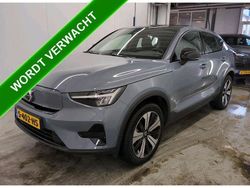 Grau Gebraucht 2023 Volvo EC40 Plus SUV | 28.919 € (Etwas zu teuer)