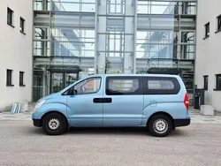 Blau Gebraucht 2012 Hyundai H-1 Van / Kleinbus | 6.100 € (Superpreis)