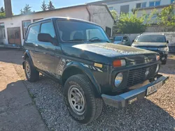 Grün Gebraucht 2012 Lada niva SUV | 5.400 € (Superpreis)