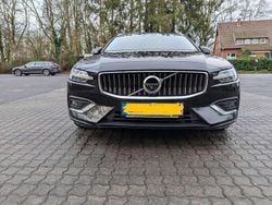 Gebraucht 2019 Volvo V60 Inscription Kombi | 26.800 € (Fairer Preis)