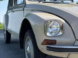 Beige Gebraucht 1975 Citroën Dyane Kleinwagen | 8.750 €