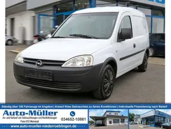 Weiß Gebraucht 2005 Opel Combo Van / Kleinbus | 2.950 € (Fairer Preis)