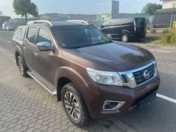 Braun Gebraucht 2016 Nissan Navara Tekna Abholung | 13.690 € (Fairer Preis)