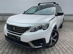 Weiß Gebraucht 2018 Peugeot 5008 Active Van / Kleinbus | 18.990 € (Fairer Preis)