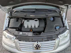 Silber Gebraucht 2009 VW Sharan Exclusive Van / Kleinbus | 5.000 €