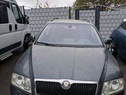 Grau Gebraucht 2007 Skoda Octavia Elegance Kombi | 1.500 € (Superpreis)