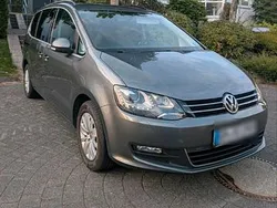 Grau Gebraucht 2012 VW Sharan Van / Kleinbus | 17.200 € (Teuer)