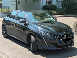 Schwarz Gebraucht 2020 Peugeot 208 Allure Kleinwagen | 10.800 € (Guter Preis)