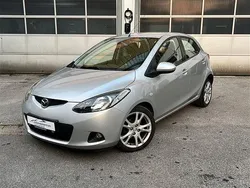 Silber Gebraucht 2008 Mazda 2 Kleinwagen | 2.900 € (Fairer Preis)