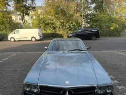 Blau Gebraucht 1986 Mercedes 560 Cabrio | 27.450 €