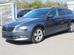 Quarzgrau metallic Gebraucht 2016 Skoda Superb Ambition Kombi | 15.900 € (Fairer Preis)