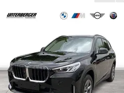 Schwarz Neu 2025 BMW X1 Shadowline SUV | 44.990 € (Guter Preis)