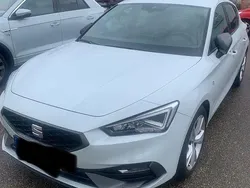 Weiß Gebraucht 2020 Seat Leon FR Limousine | 20.999 € (Fairer Preis)