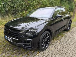 Schwarz Gebraucht 2021 VW Touareg R SUV | 55.400 € (Etwas zu teuer)