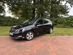 Schwarz Gebraucht 2017 Skoda Fabia Ambition Kleinwagen | 8.750 € (Fairer Preis)