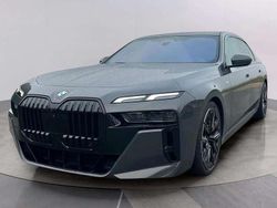 Dravitgrau metallic Gebraucht 2023 BMW 740 M Sport Limousine | 87.900 €