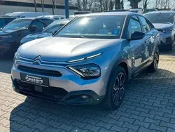 Grau Gebraucht 2022 Citroën e-C4 Feel Limousine | 17.950 € (Guter Preis)