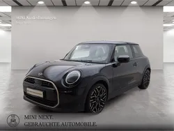 Schwarz Gebraucht 2024 Mini Cooper S Kleinwagen | 30.308 € (Etwas zu teuer)
