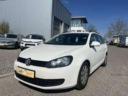 Weiß Gebraucht 2010 VW Golf VI Kombi | 2.480 € (Etwas zu teuer)