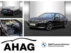 Black sapphire metallic Gebraucht 2021 BMW 730 Sport Line Limousine | 52.840 € (Fairer Preis)