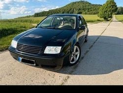 Schwarz Gebraucht 2000 VW Bora Limousine | 4.190 € (Fairer Preis)