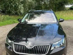 Schwarz Gebraucht 2015 Skoda Superb Style Kombi | 15.300 € (Guter Preis)