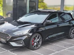 Schwarz Gebraucht 2020 Ford Focus ST Limousine | 20.900 € (Guter Preis)