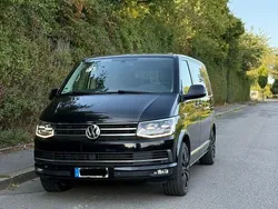 Schwarz Gebraucht 2016 VW T6 Highline Van | 29.999 € (Superpreis)
