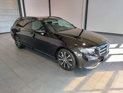 Schwarz Gebraucht 2020 Mercedes E300 Avantgarde Kombi | 24.390 € (Superpreis)
