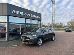 Grau Gebraucht 2018 Jeep Cherokee Limited SUV | 21.990 € (Teuer)