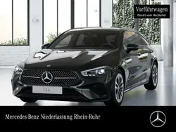 Nachtschwarz Gebraucht 2025 Mercedes CLA180 Progressive Limousine | 41.190 € (Teuer)