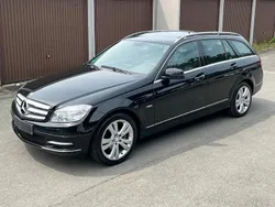 Obsidianschwarz Gebraucht 2011 Mercedes C200 Kombi | 6.990 € (Superpreis)