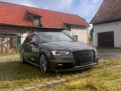 Grau Gebraucht 2013 Audi A3 Sportback S-Line Limousine | 11.150 € (Fairer Preis)