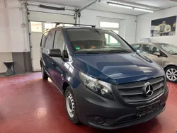 Blau Gebraucht 2020 Mercedes Vito Van / Kleinbus | 17.900 € (Guter Preis)