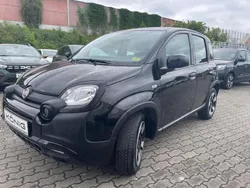 Schwarz Gebraucht 2023 Fiat Panda Cross Cross Kleinwagen | 12.989 € (Fairer Preis)