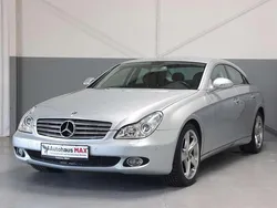 Iridiumsilber metalliclack Gebraucht 2005 Mercedes CLS350 Limousine | 17.990 €