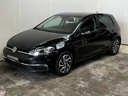 Schwarz Gebraucht 2018 VW Golf VII Join Limousine | 15.840 € (Etwas zu teuer)